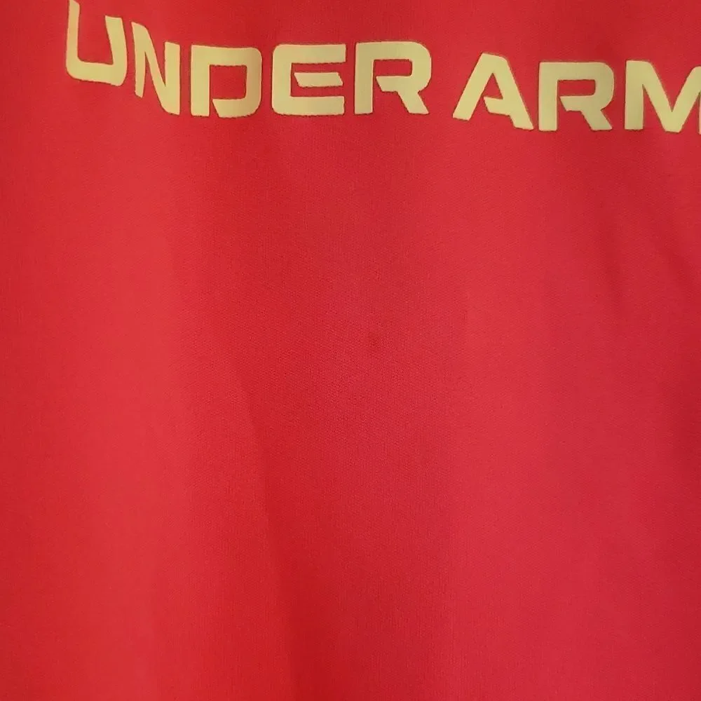 Hot Pink Under Armour Loose Fit T-Shirt with Colorful Logo Sz XL